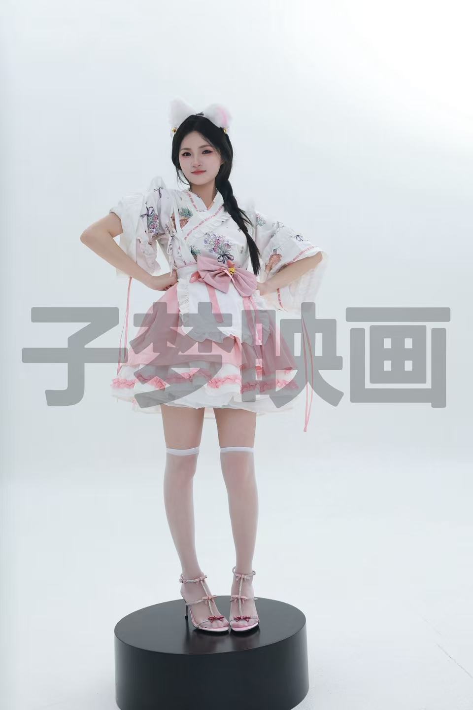 第285期-倩倩- 小猫也怕痒？[333张图片+47分钟视频]-已完结