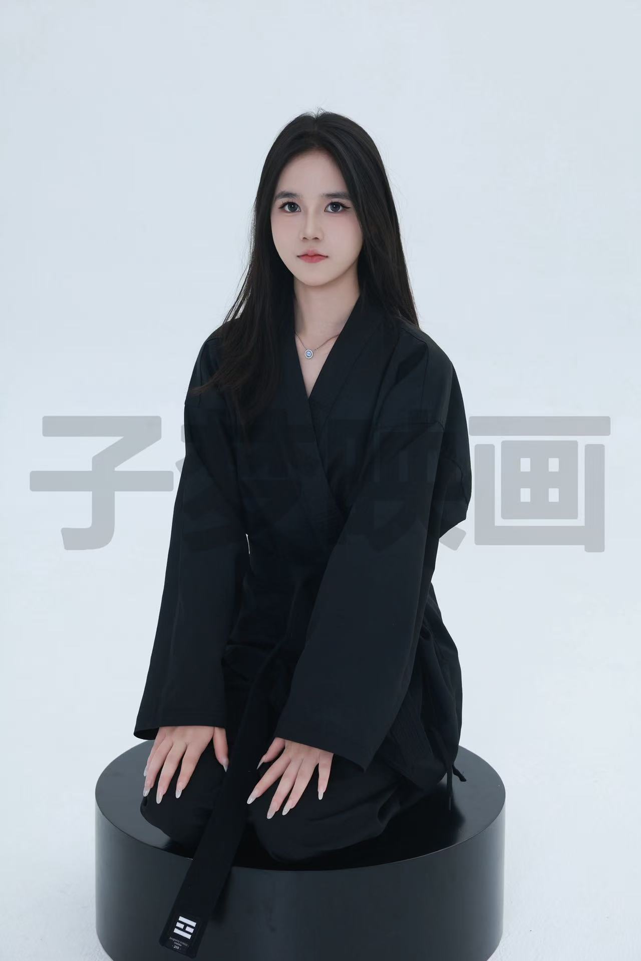 第277期-乔乔&飞飞-黑白双煞！-[406张图片+68分钟视频]-已完结