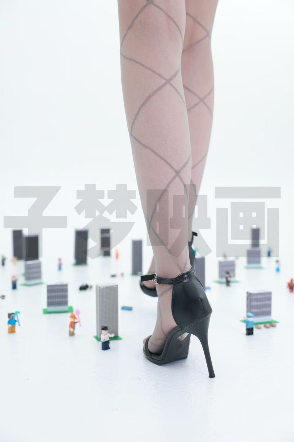 第250期-烨烨-小人国女巨人！-[300张图片+52分钟视频]-已完结