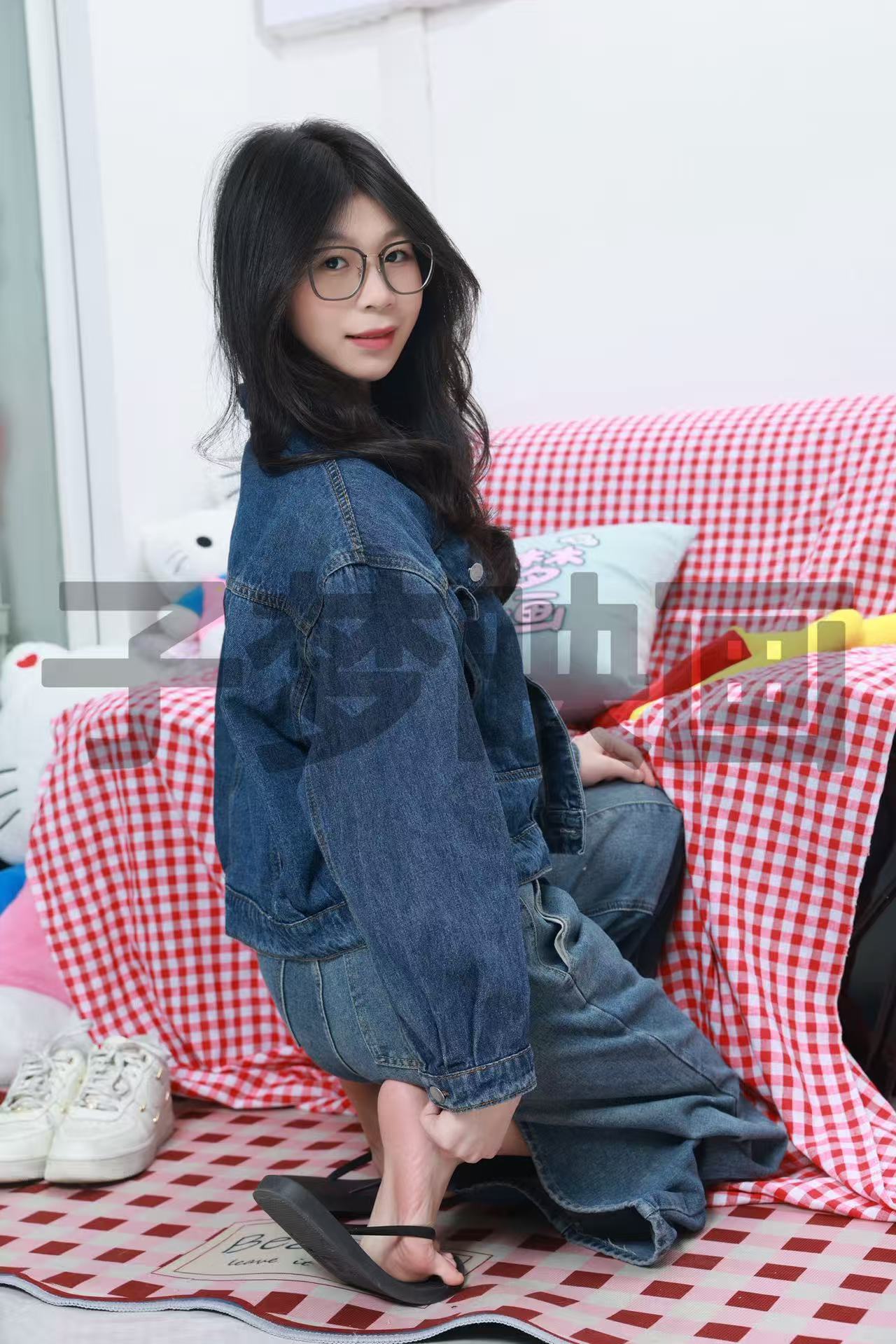 第320期-遥遥-牛仔girl！-[277张图片+53分钟视频]-已完结