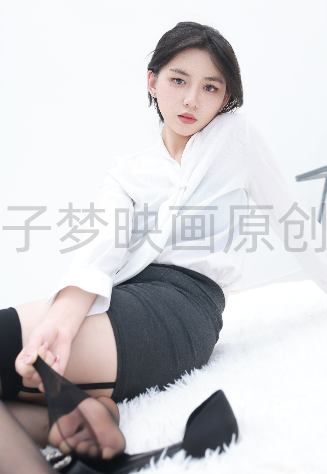 第288期-笑笑-肉腿OL[342张图片+55分钟视频]-已完结