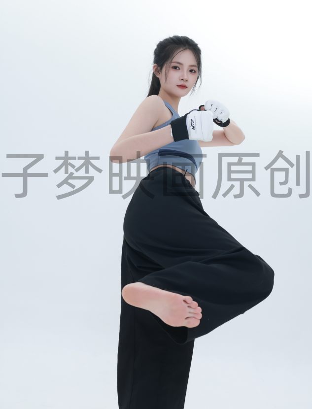 第322期-倩倩-英姿飒爽[410张图片+45分钟视频]-已完结