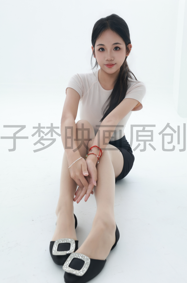 第328期-欢欢-空乘系小姐姐[298张图片+54分钟视频]-已完结