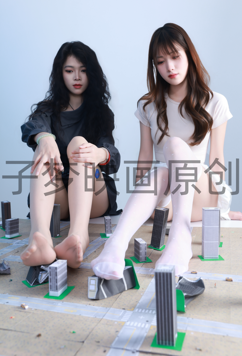 第333期-烨烨&红红-误入小人国[622张图片+52分钟视频]-已完结